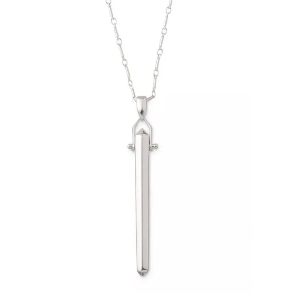 Stella & Dot Rebel Pendant Necklace silver